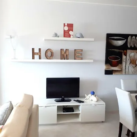 Apartament Mica *